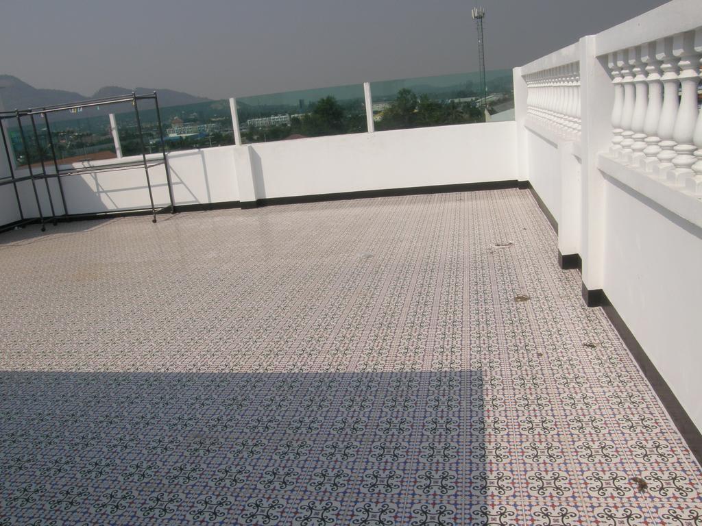 Wansabai Place HHQ Exterior photo